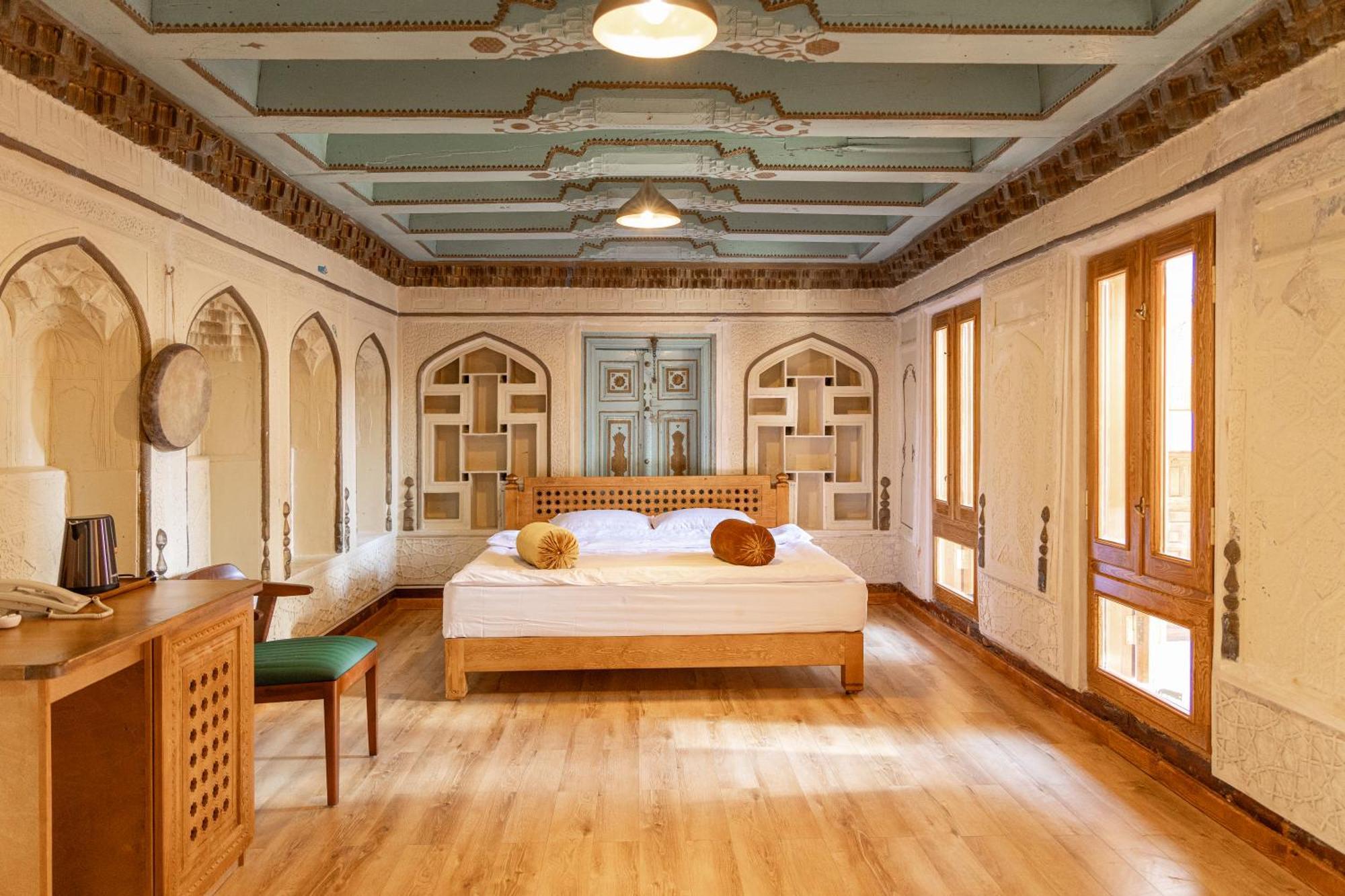 Duston Boutique XIX Century Rooms ブハラ エクステリア 写真